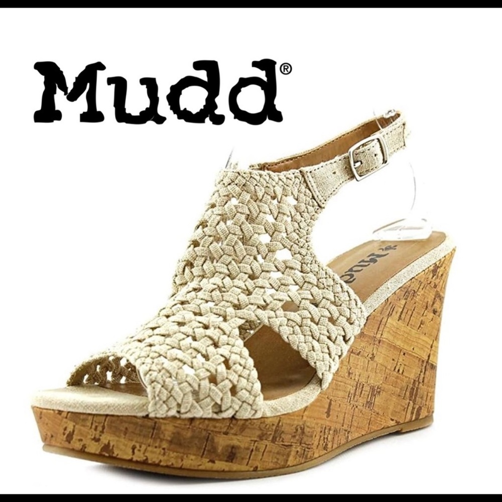 MUDD Crochet Wedge Sandals 7.5 cream